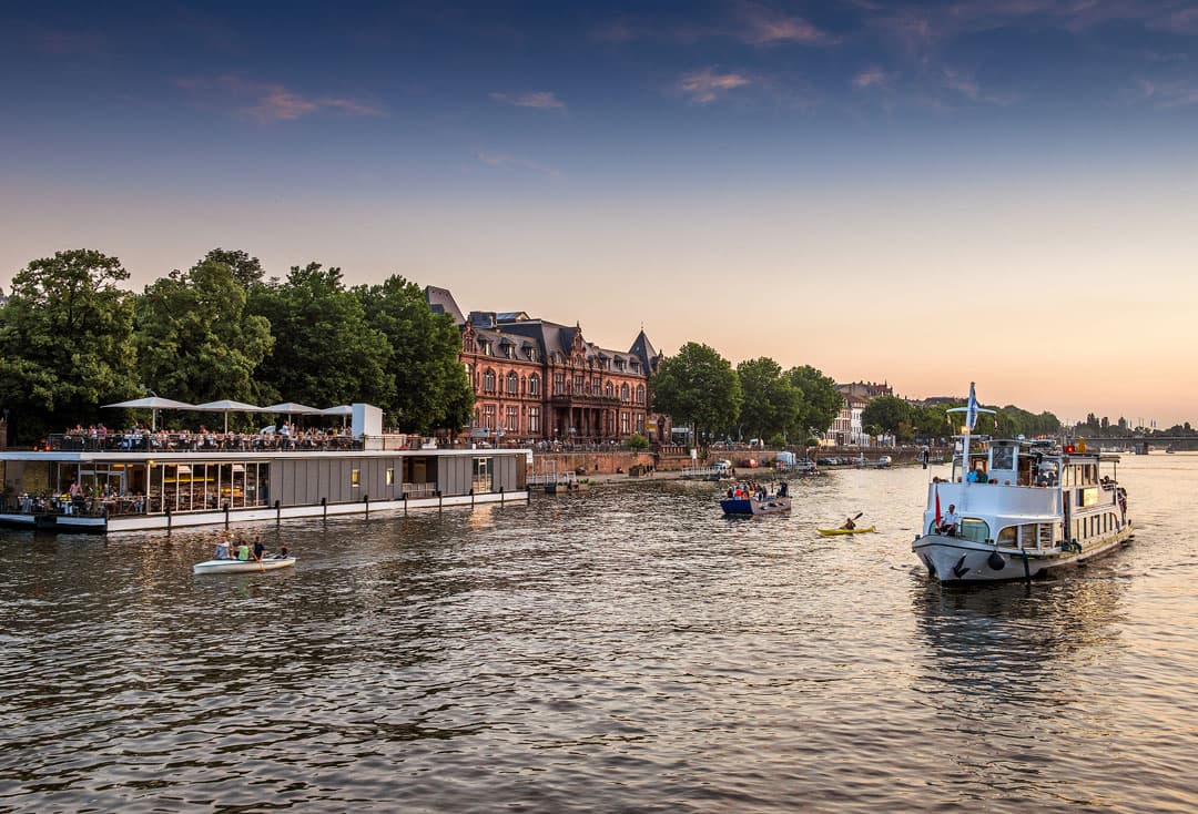 Boat trip on the Neckar
